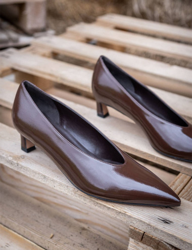 Zapatos de salón tacón 5 cm marrón oscuro charol