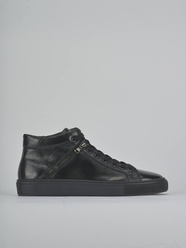 Zapatillas deportivas tacón 1 cm negro cuero