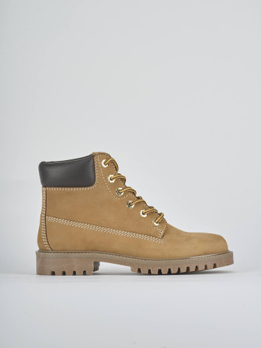 Botas militares tacón 1 cm marrón nobuk