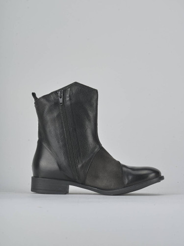 Botines de tacón bajo tacón 2 cm negro cuero
