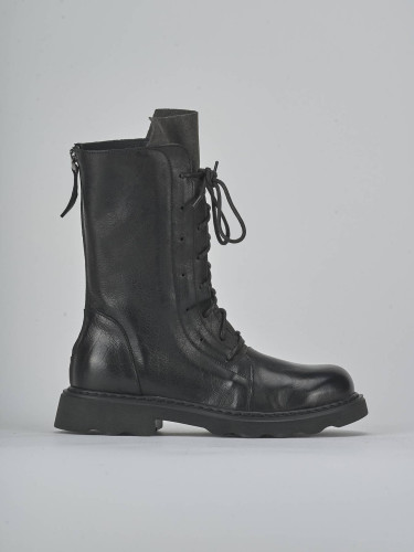 Combat boots heel 2 cm black leather