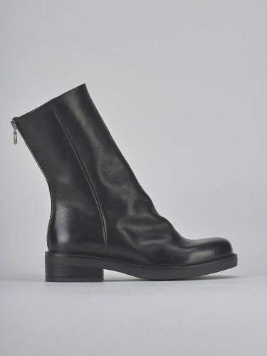 Low heel ankle boots heel 3 cm black leather
