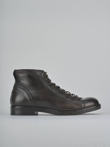 Botas militares marrón oscuro cuero