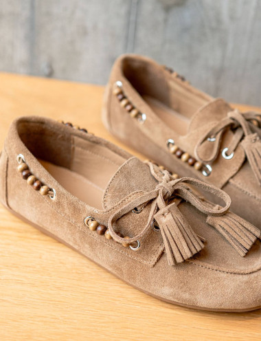 Mocasines tacón 1 cm beis ante