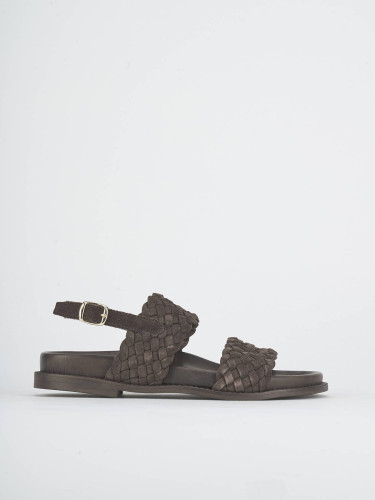 Sandalias de tacón bajo tacón 1 cm marrón oscuro ante