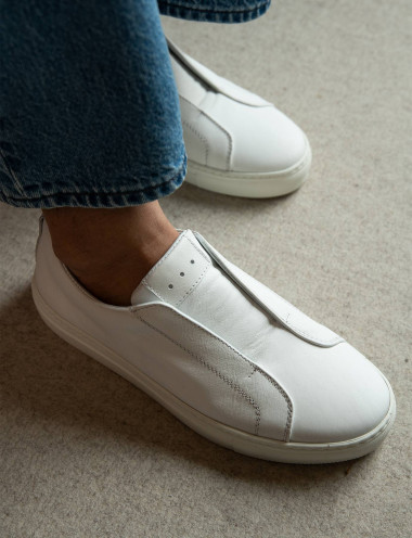 Sneakers white leather