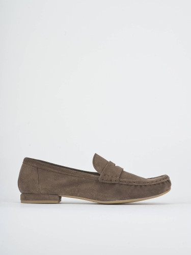 Mocasines tacón 1 cm marrón oscuro ante