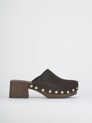 Zuecos con tacón tacón 5 cm marrón oscuro ante