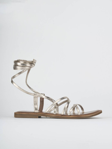 Low heel sandals heel 1 cm gold laminated
