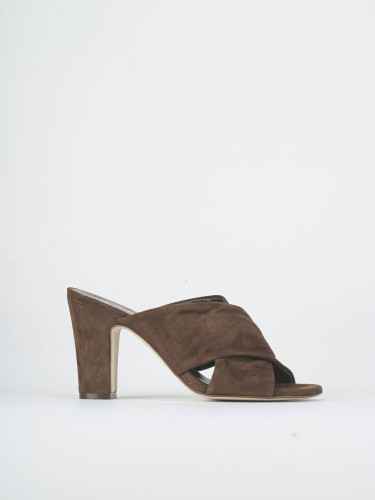 Mules tacón 9 cm marrón oscuro ante