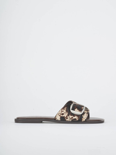 Mules tacón 1 cm marrón oscuro cuero de vaca con pelo
