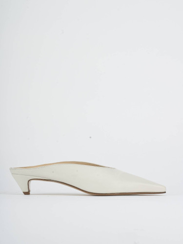 Zuecos con tacón tacón 1 cm blanco cuero