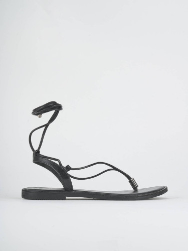 Low heel sandals heel 1 cm black leather