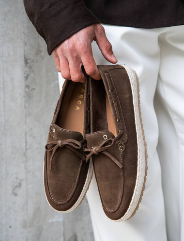 Loafers dark brown suede