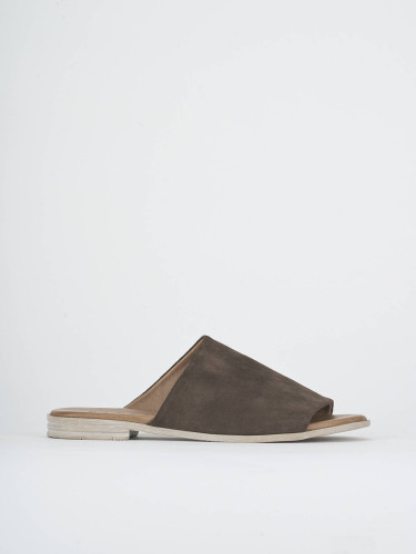 Mules tacón 1 cm marrón oscuro ante
