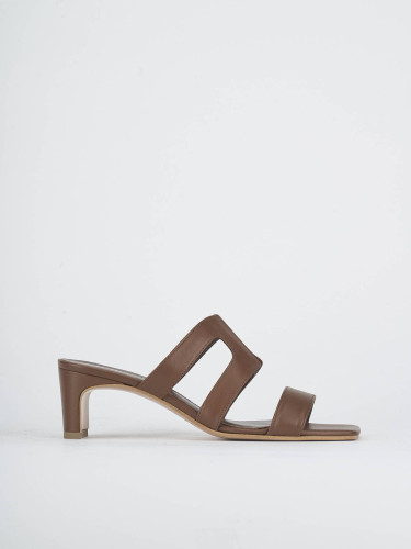 Slippers heel 6 cm brown leather