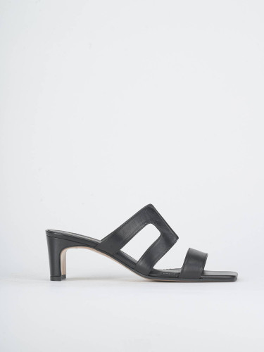 Slippers heel 6 cm black leather