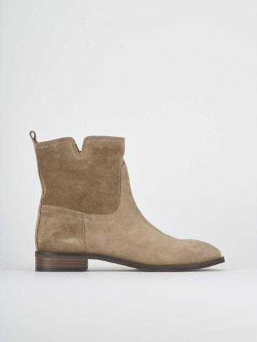 Low heel ankle boots heel 1 cm brown suede