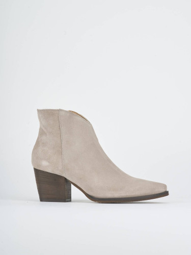 Botines de tacón alto tacón 7 cm beis ante