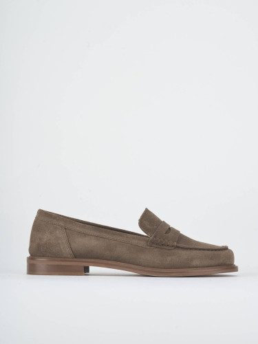 Mocasines tacón 1 cm marrón oscuro ante