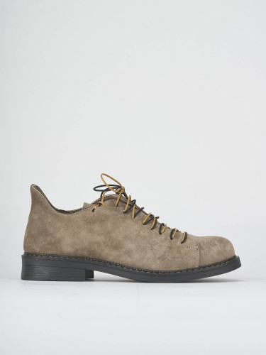 Zapatos de cordones tacón 1 cm beis ante