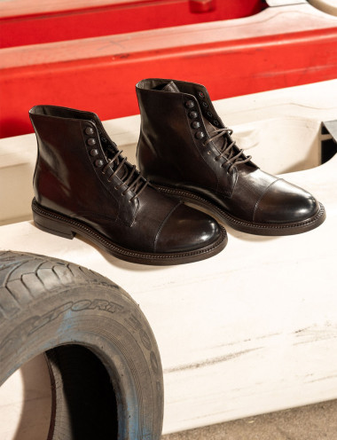 Combat boots dark brown leather