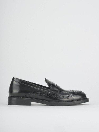 Loafers heel 2 cm black leather