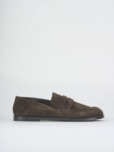 Mocasines tacón 1 cm marrón oscuro ante