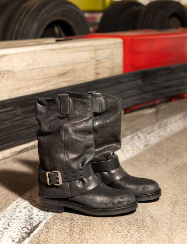 Stivali tacco 2cm pelle nero