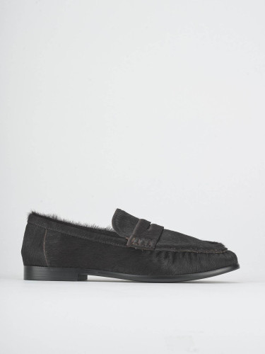 Mocasines tacón 1 cm marrón oscuro cuero de vaca con pelo