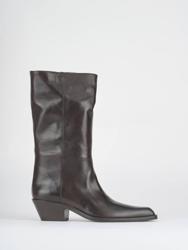 Low heel boots heel 4 cm dark brown leather