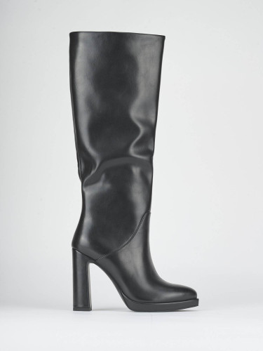 High heel boots heel 11 cm black susteinable leather