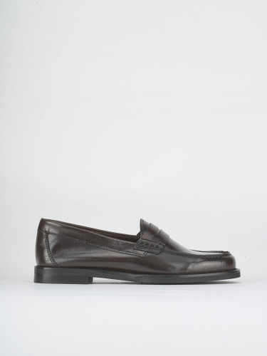 Mocasines tacón 1 cm marrón oscuro cuero