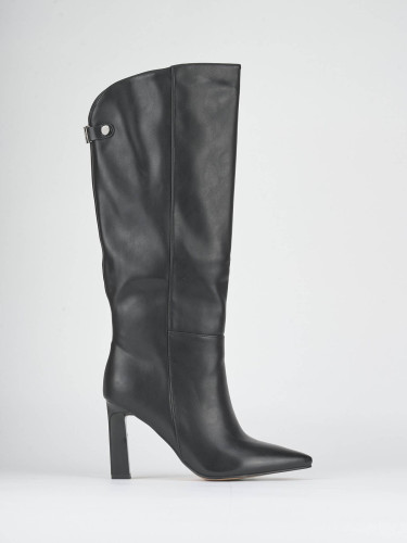 High heel boots heel 9 cm black susteinable leather