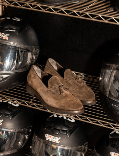 Loafers dark brown suede