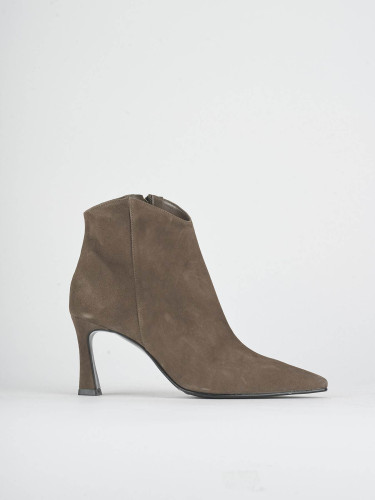 Botines de tacón alto tacón 9 cm beis ante