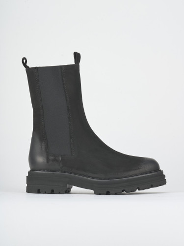 Stivaletti tacco 2cm nabuk nero