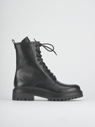 Combat boots heel 2 cm black leather