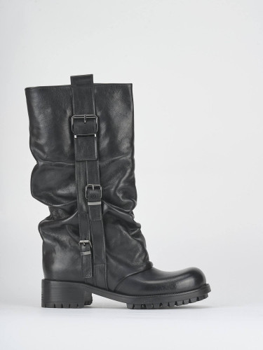 Botas de tacón bajo tacón 3 cm negro cuero