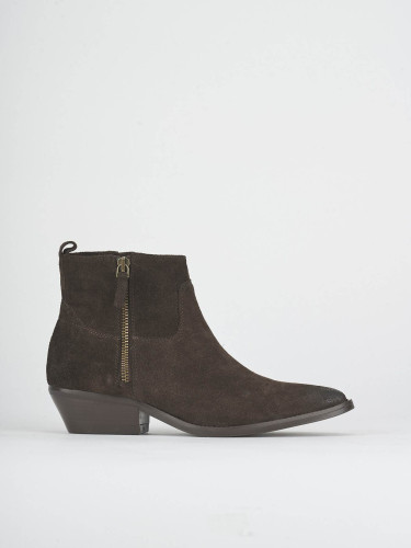 Low heel ankle boots heel 4 cm dark brown suede