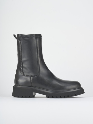 Stivaletti tacco 3cm pelle nero