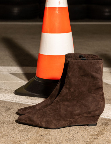 High heel ankle boots heel 5 cm dark brown suede
