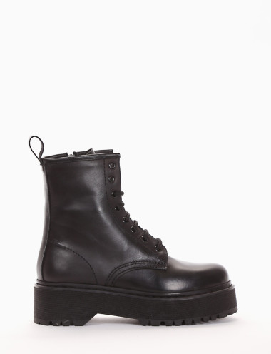 Combat boots heel 3 cm black leather