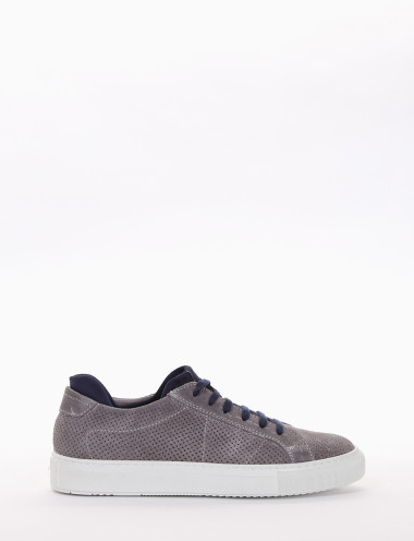 Sneakers grey leather
