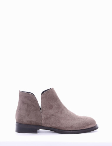 Stivaletto tacco 2 cm tortora