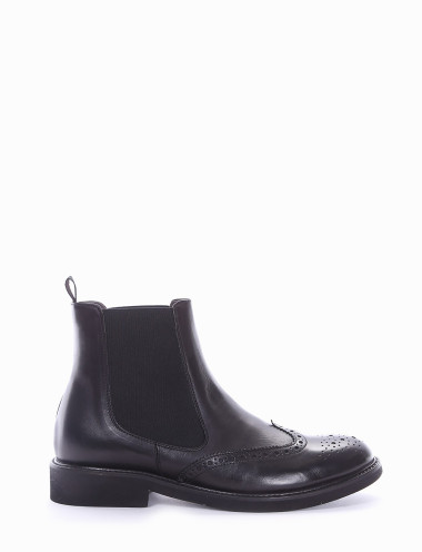 Low heel ankle boots heel 2 cm black leather