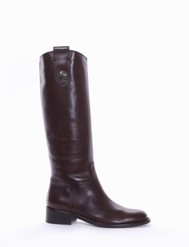 Botas de tacón bajo tacón 2 cm marrón oscuro cuero