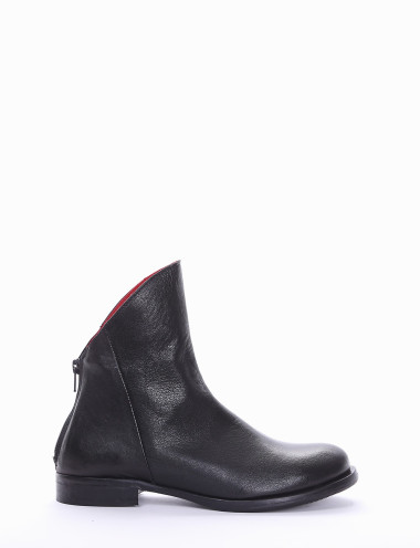 stivaletto tacco 2 cm nero