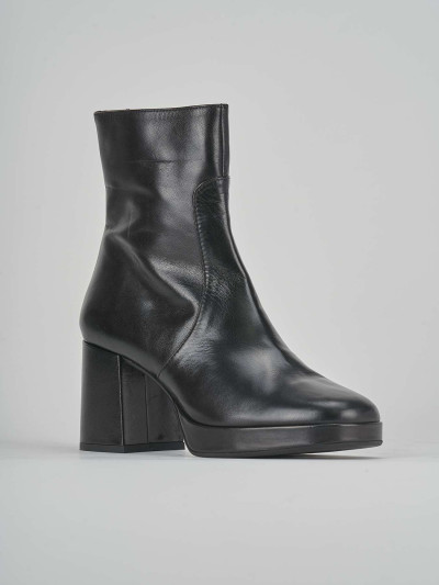 Stivaletti tacco 6cm pelle nero