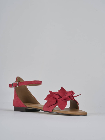 Sandalo tacco 1 cm rosso camoscio